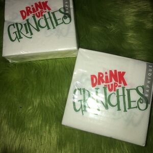 💚 Drink Up Grinches Napkins